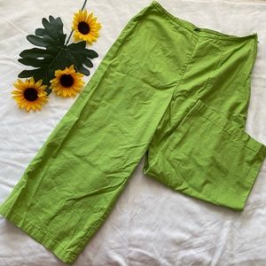 High Waisted Cropped Pants | No Brand